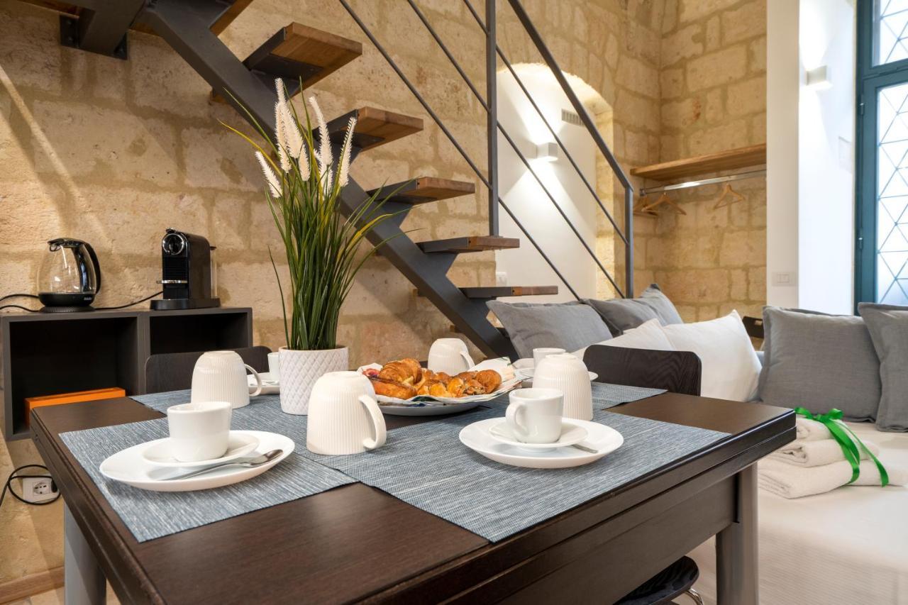 Stazione & Politecnico Stylish Apt With Netflix Бари Экстерьер фото
