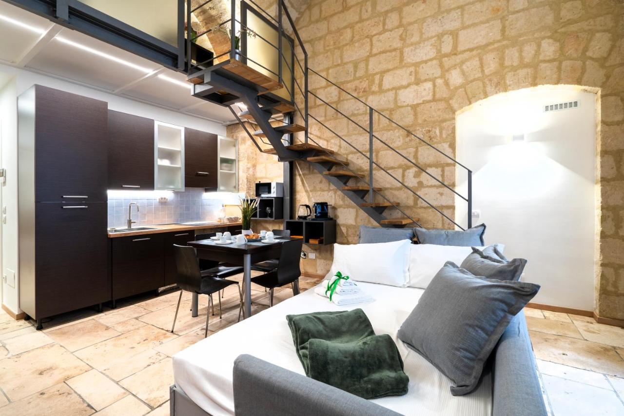 Stazione & Politecnico Stylish Apt With Netflix Бари Экстерьер фото